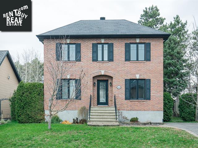 Property 2654 Rue Adhemar-Raynault main img