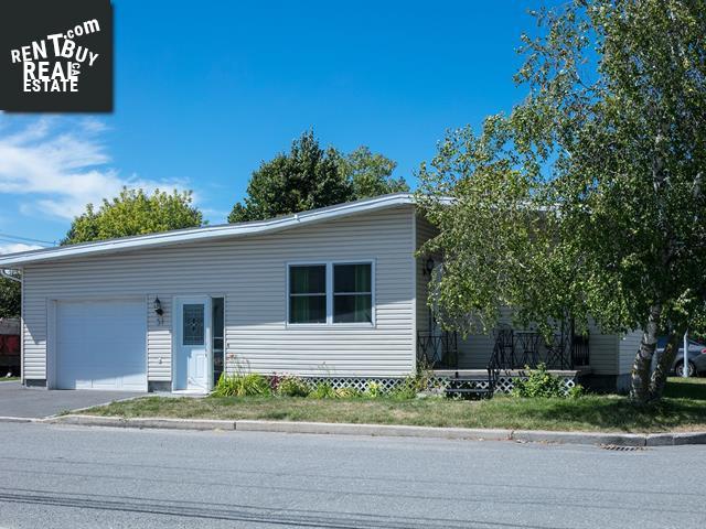 Property 51 Av. Montcalm main img