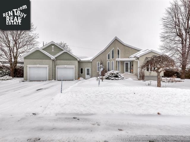 Property 1235 Rue Charland main img