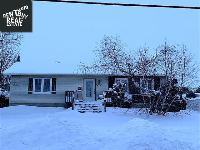 Property 1445 Rue Page main img