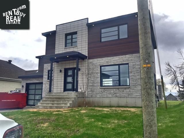 Property 308 Rue Lortie main img