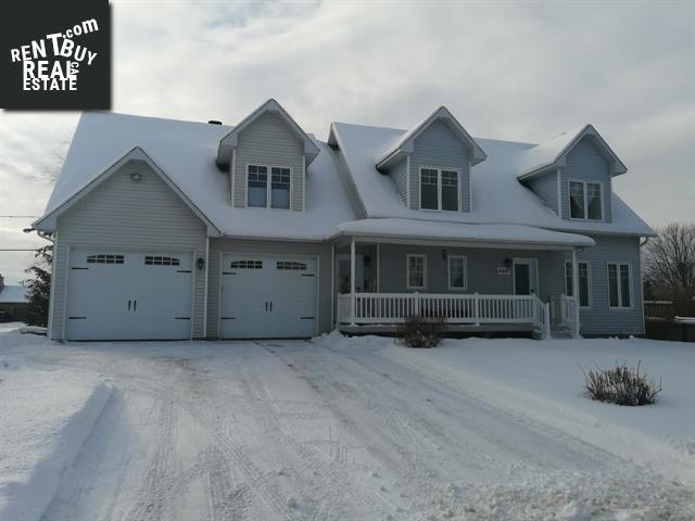 Property 4447 Rue Rene-Dumas main img