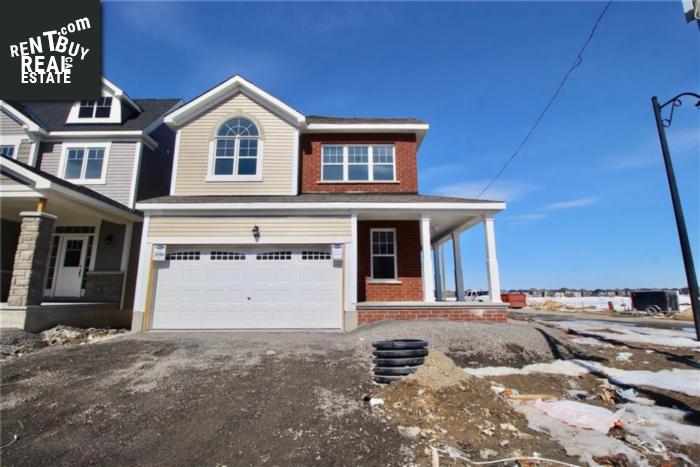 Property 360 Sweet Clover Way main img