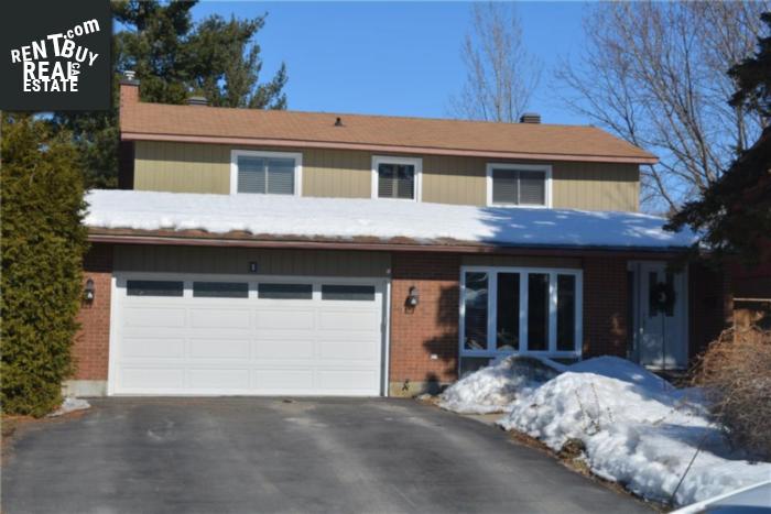 Property 1 Brodeur Crescent main img