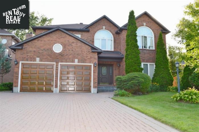 Property 27 Hyde Park Way main img