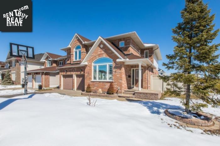 Property 300 Edgemoore Crescent main img