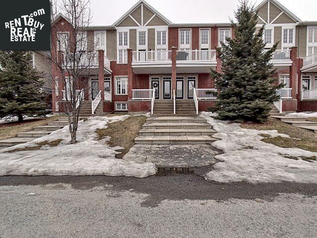 Property 123 Eye Bright Crescent main img