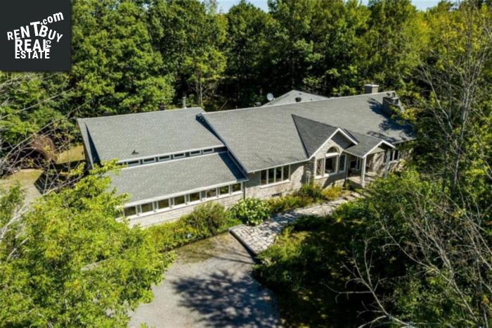 Property 320 John Aselford Drive main img