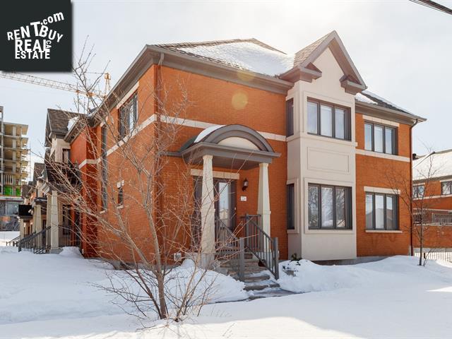 Property 220 Av. Hermitage main img