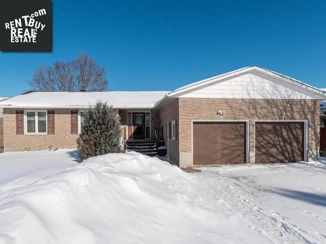 Property 88 Colonel By Crescent main img