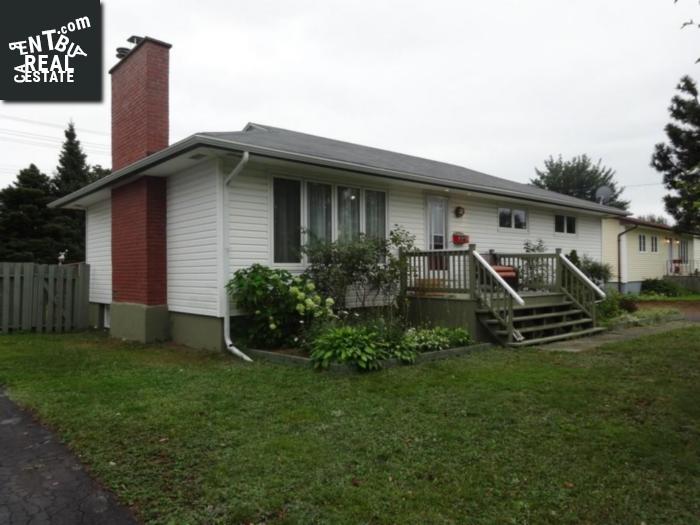 Property 12 Lind Avenue main img