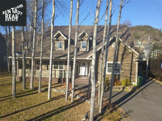 Property 82 Huntley Drive main img