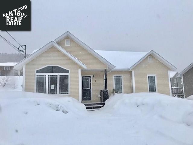 Property 4 Clyde Avenue main img