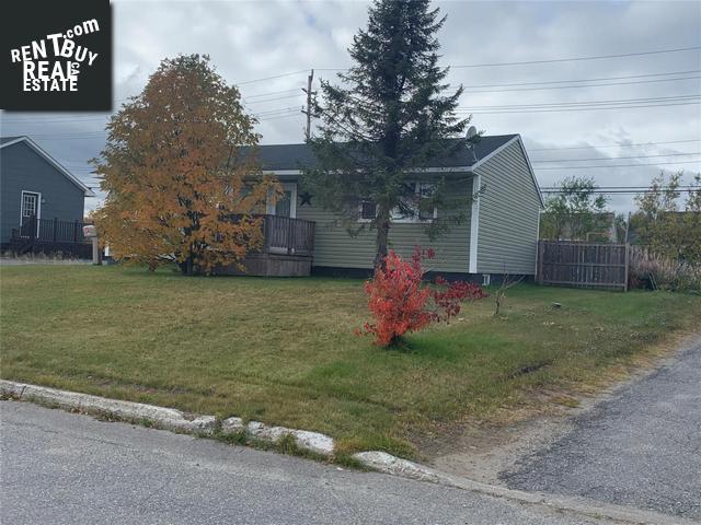 Property 307 Dineen Crescent main img