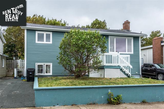Property 12 Lloyd Crescent main img