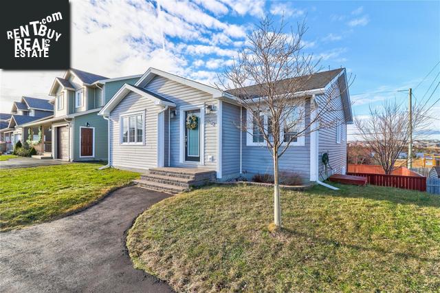 Property 308 Lanark Drive main img