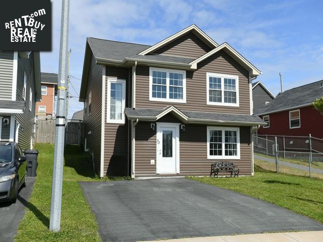 Property 33 Simcoe Drive main img