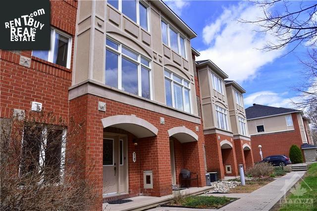 Property 74 Metropole Private main img