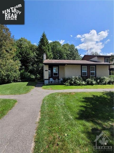 Property 162 Mcclintock Way main img