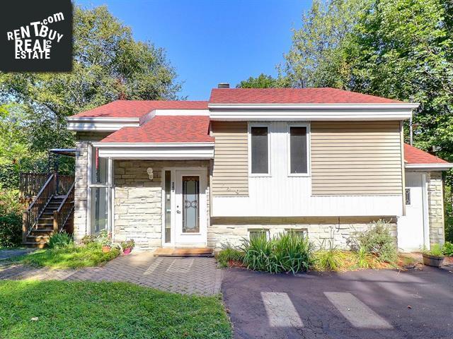 Property 749 Ch. Des Pins E. main img