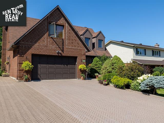 Property 106 Rue Morley Hill main img