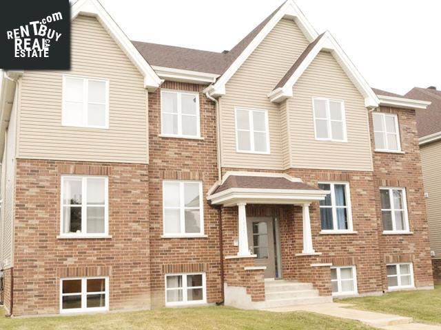 Property #2-1017 Rue Des Cerisiers main img