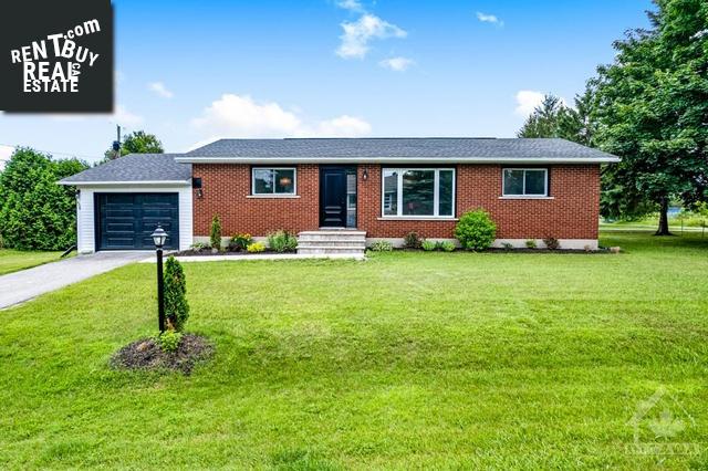 Property 406 Dumbrille Street main img
