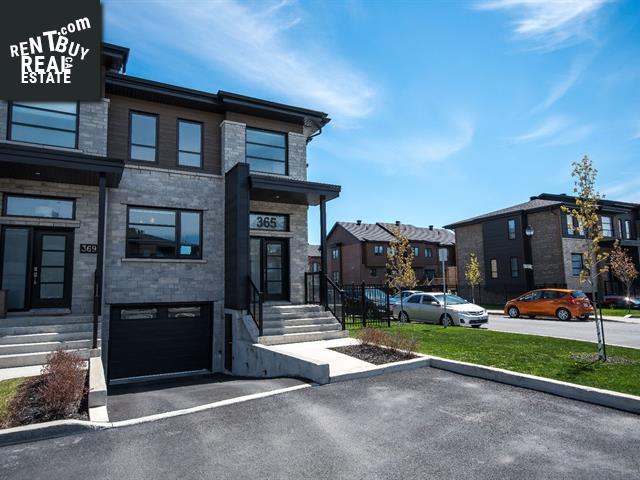 Property 365z Rue Du Grenadier main img