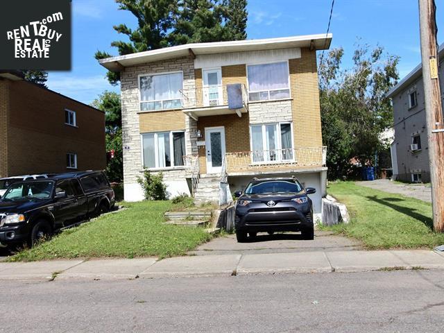 Property 43-45 Rue Lauzon main img
