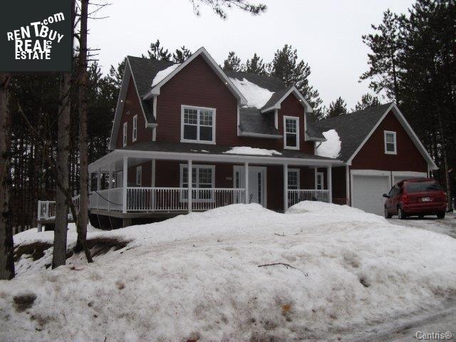 Property #1081 Rue Briere main img