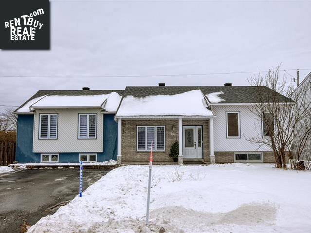 Property 1161 Rue Dussault main img