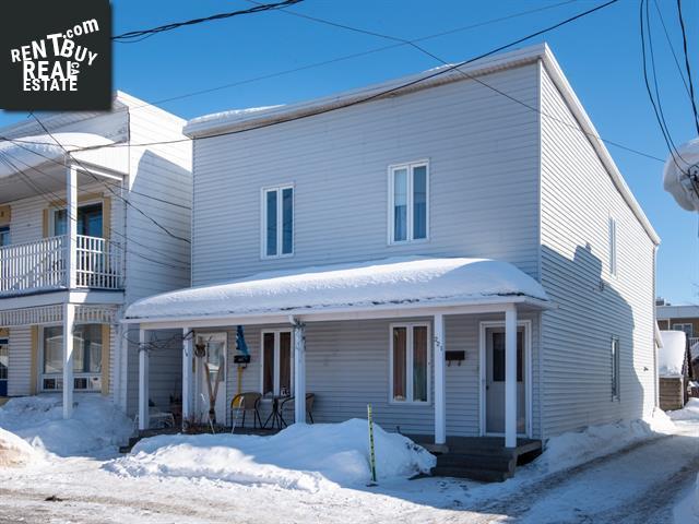 Property 219-221 Rue Du Prince main img