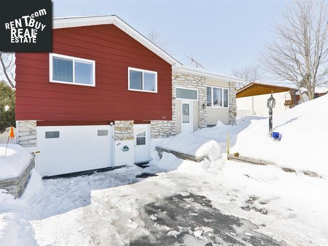 Property 142 Rue Valiquet main img