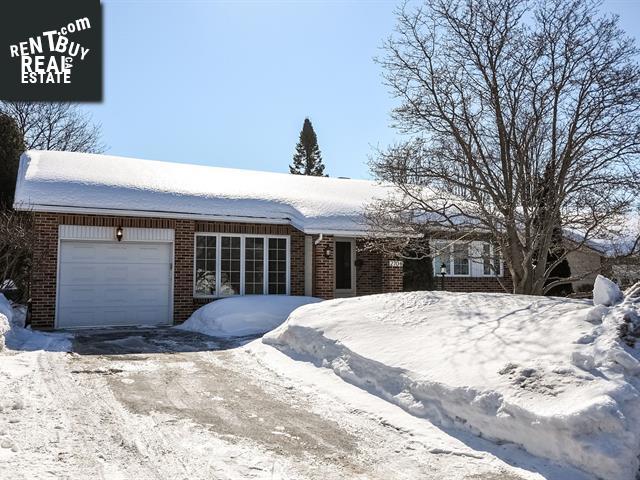 Property 2704 Rue Cure-Chartrand main img