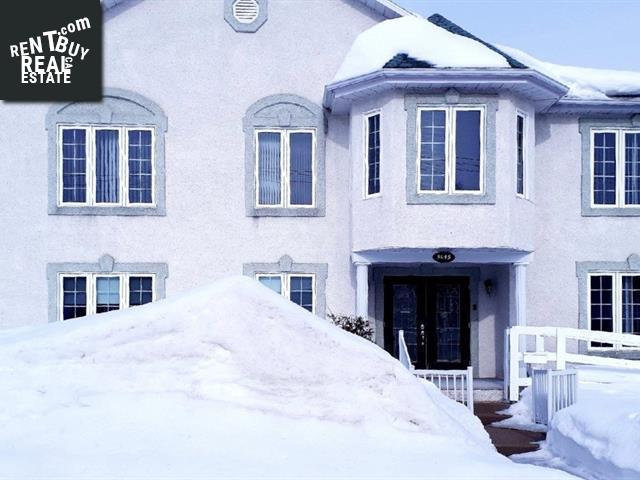 Property 3045 Av. Loranger main img