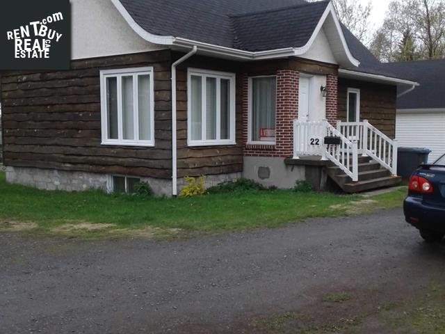 Property 22 Rue Lacroix main img