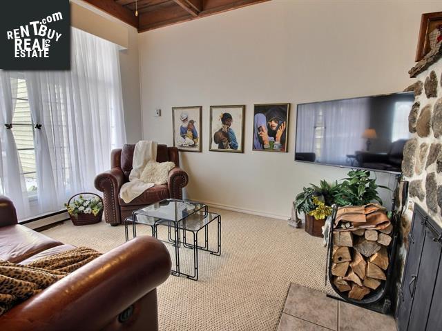 Property 2396 Rue De La Carriole img1