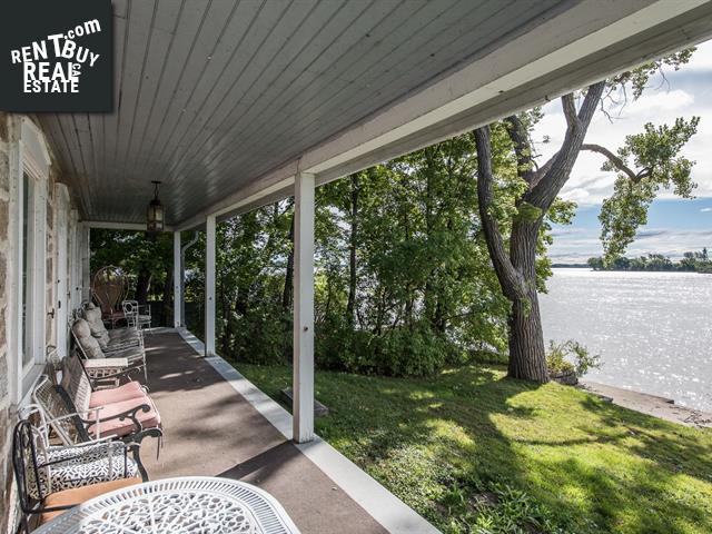 Property 2 Av. Martin main img