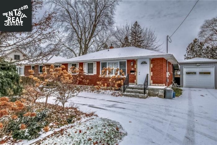 Property 44 Fairview Avenue main img