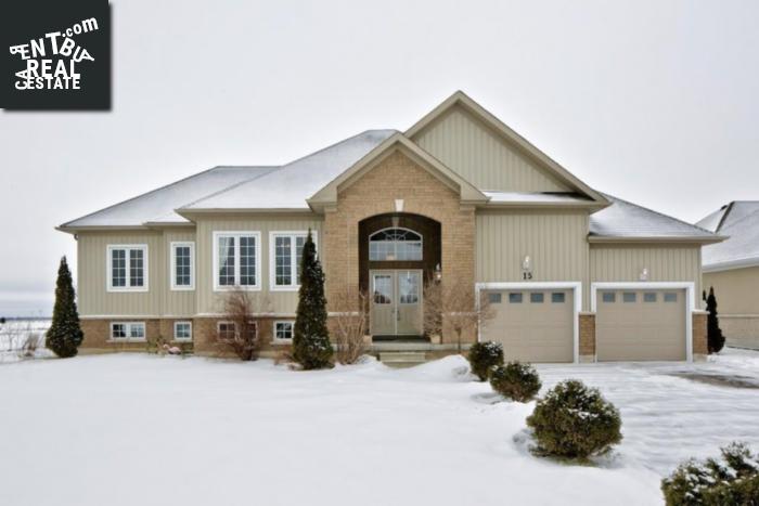 Property 15 Maple Drive main img