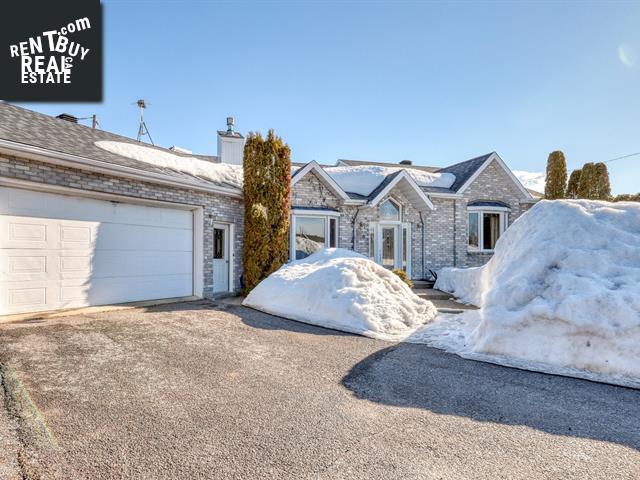 Property 8 Imp. Du Puits main img