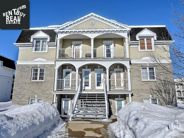 Property 216 Rue De La Presquile main img