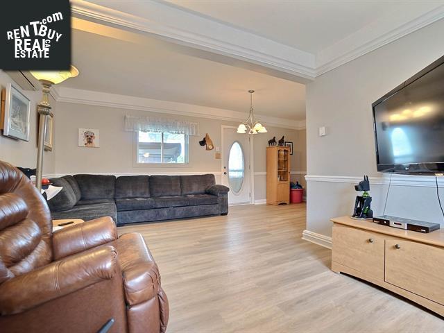 Property 27 Rue Vezina img1