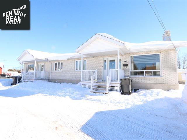 Property 1662-1672 Av. De La Montagne main img
