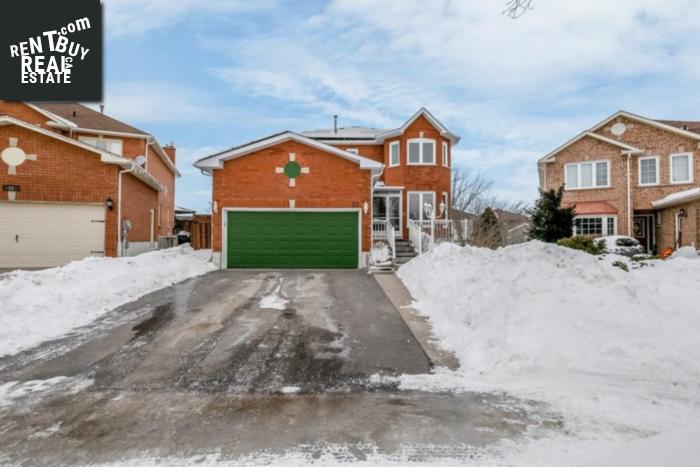 Property 33 Grasett Crescent main img