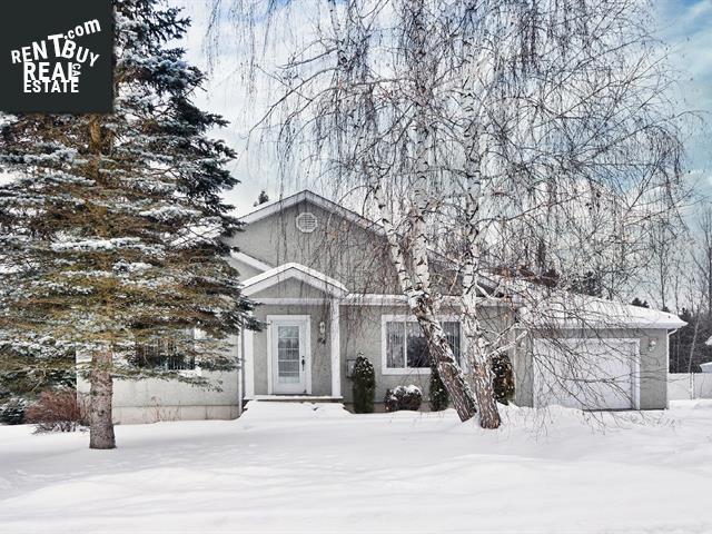 Property 84 Av. Leger main img