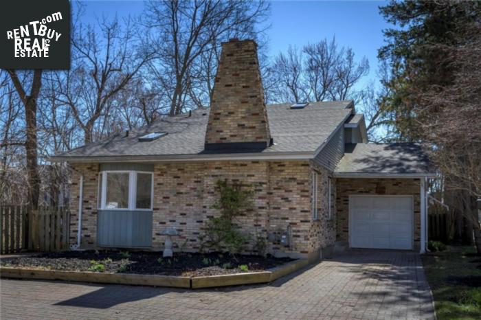 Property 209 University Crescent main img