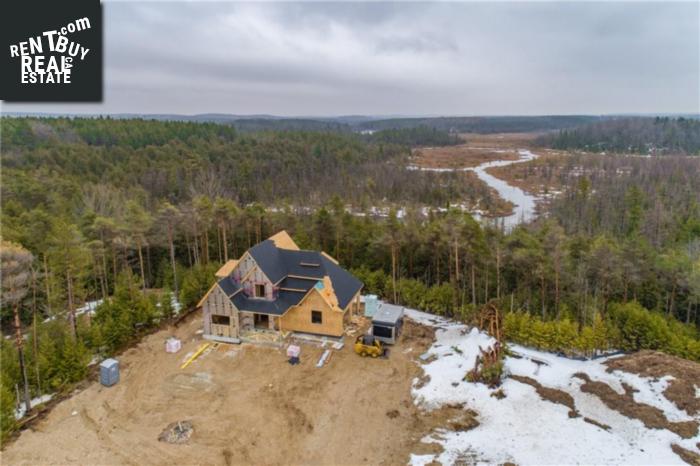 Property 8 Pine View Drive main img