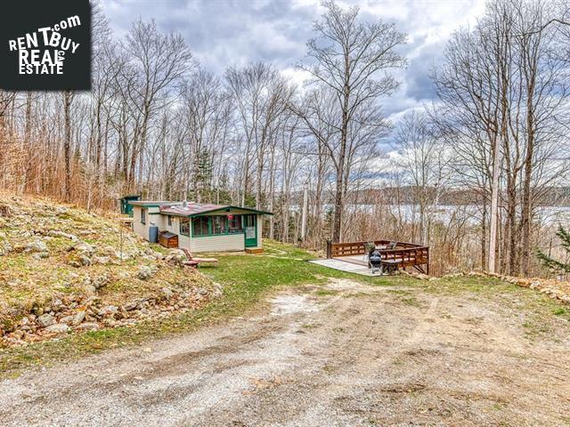 Property 21 Ch. Rochon img1