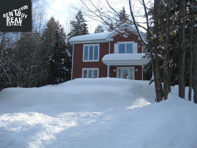 Property 3062 Rue Du Sommet-Vert main img